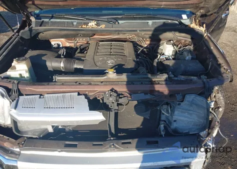 2015 Toyota Tundra 1794 5.7L V8 из США, поврежденный, VIN 5TFAY5F13FX445455